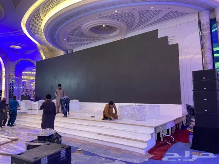 تنظيم المعارض والمؤتمرات حفلات اضاءاه ستى كلرر شاشات استيج 12