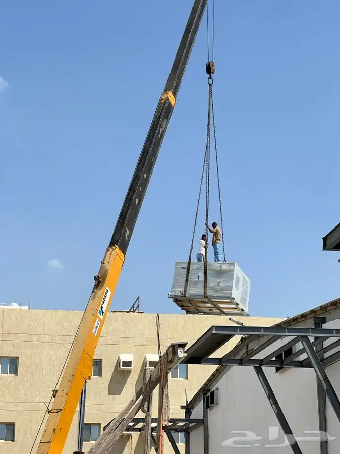 دكت مكيفات مركزية واعمال الكلادينج 1