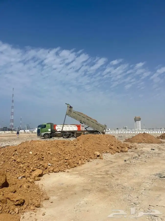 صندوق قلاب للايجار 2