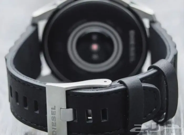 ساعة ديزل اون نادره 6