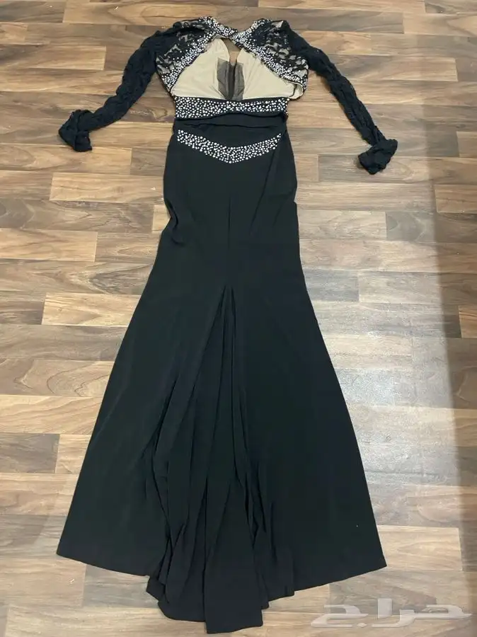 فساتين سهرة طويل وضيق 6