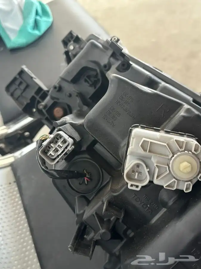 شمعات اماميه هايلكس دبل 2