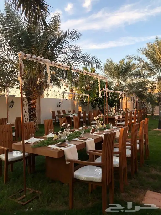 كراسي طاولات خشب فاخر للبيع 2