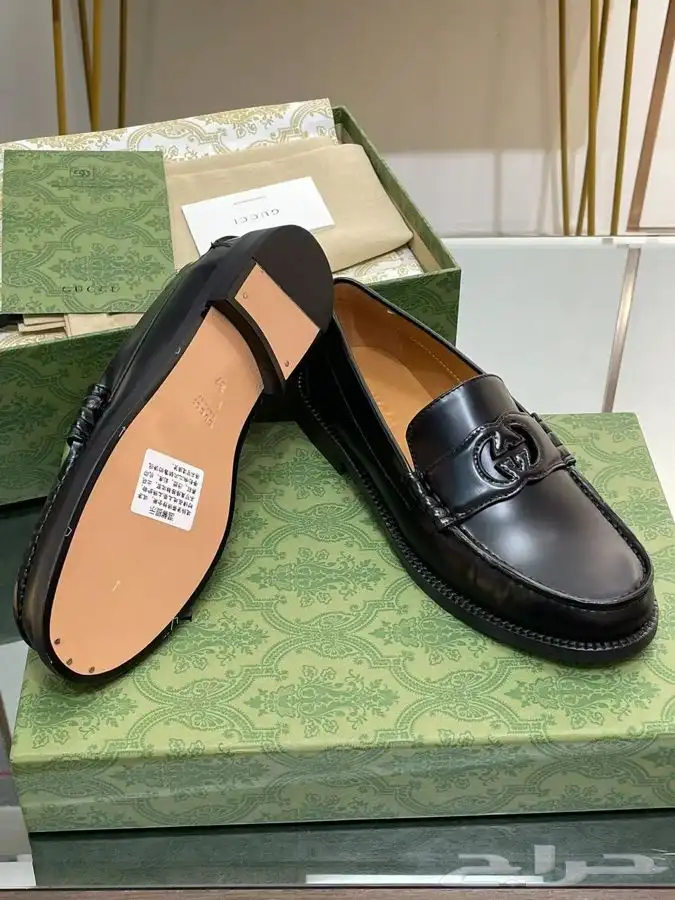 جزم رسمي رجالي ( تقليد الماركات العالميه) 1