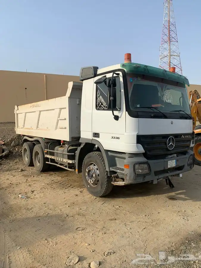 قلابات سكسات وشيول 950 بستم للايجار 0