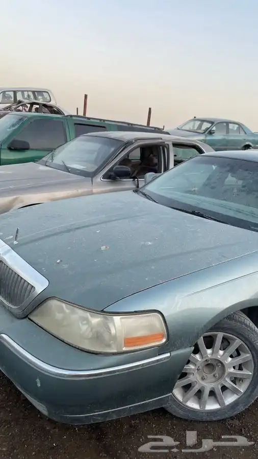 قطع غيار لينكون تاون كار جميع الموديلات 18