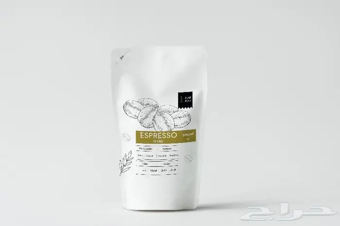 فريق تصميم محترف تصميم الهويات والبكجات والشعارات 2