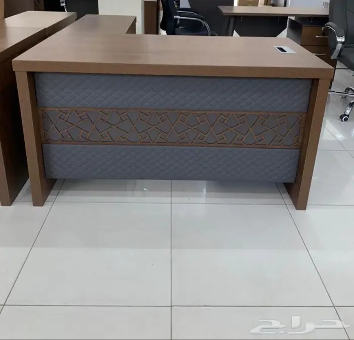اثاث مكتبي مودرن جديد و بسعر مغري 30