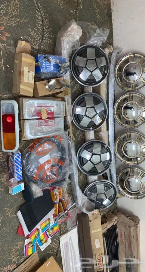 قطع غيار هايلوكس 78 20