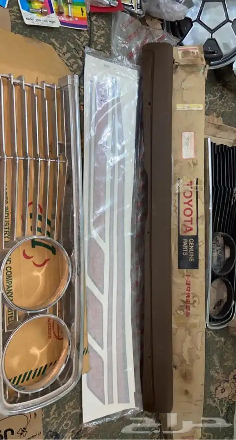 قطع غيار هايلوكس 78 0