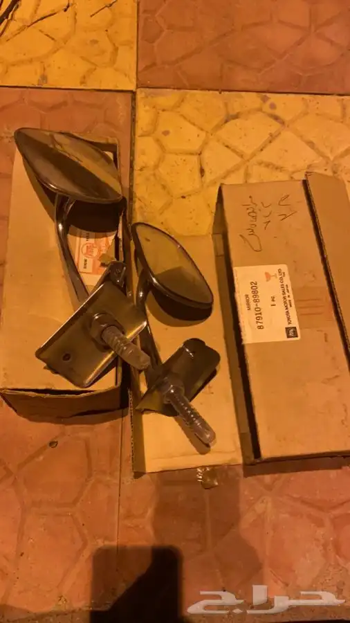 قطع غيار هايلوكس 78 32