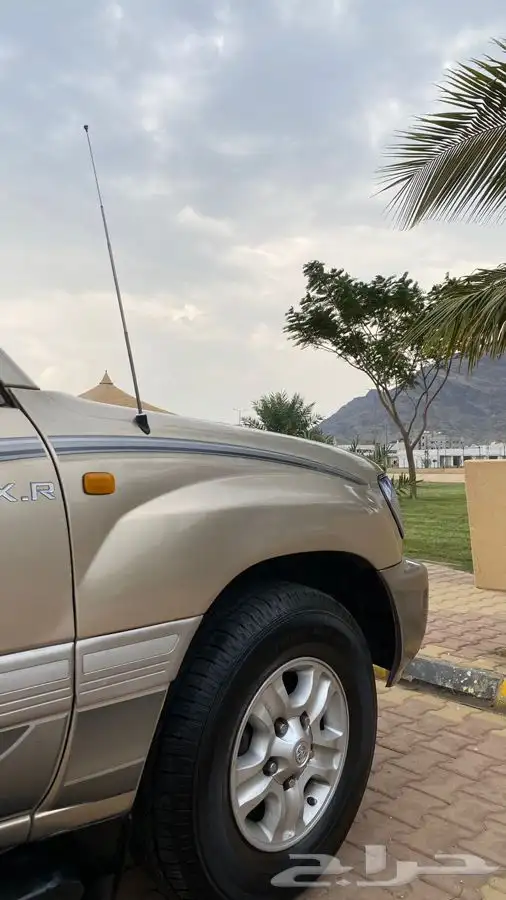 لاندكروزر 2004 18
