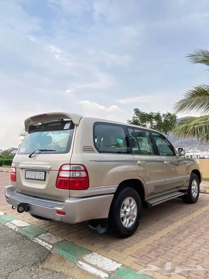 لاندكروزر 2004 5