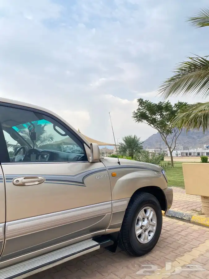 لاندكروزر 2004 4