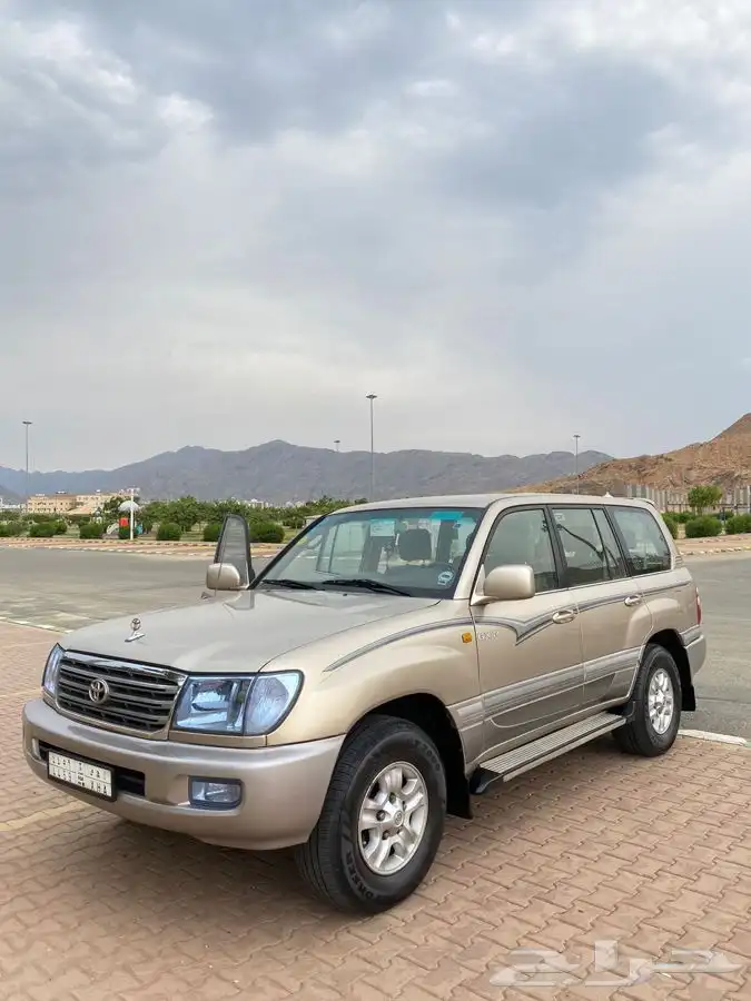 لاندكروزر 2004 10