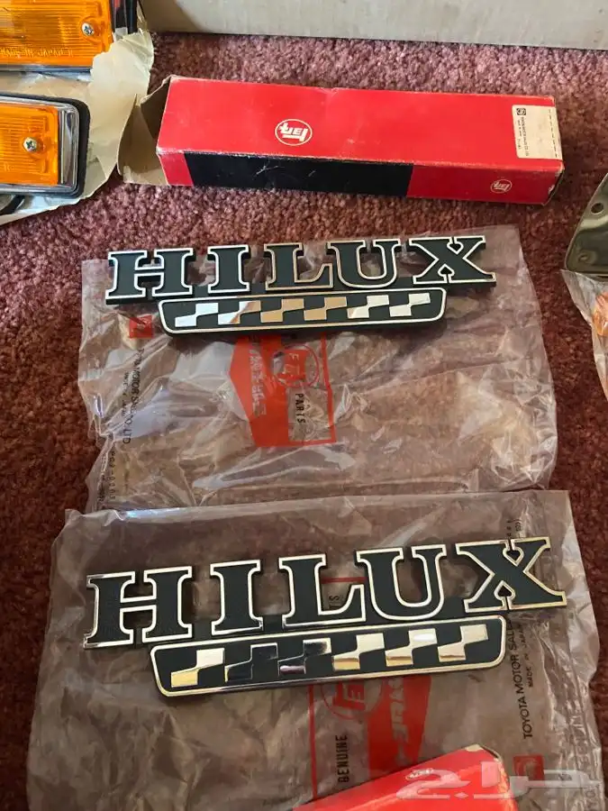 قطع غيار هايلوكس 78 9