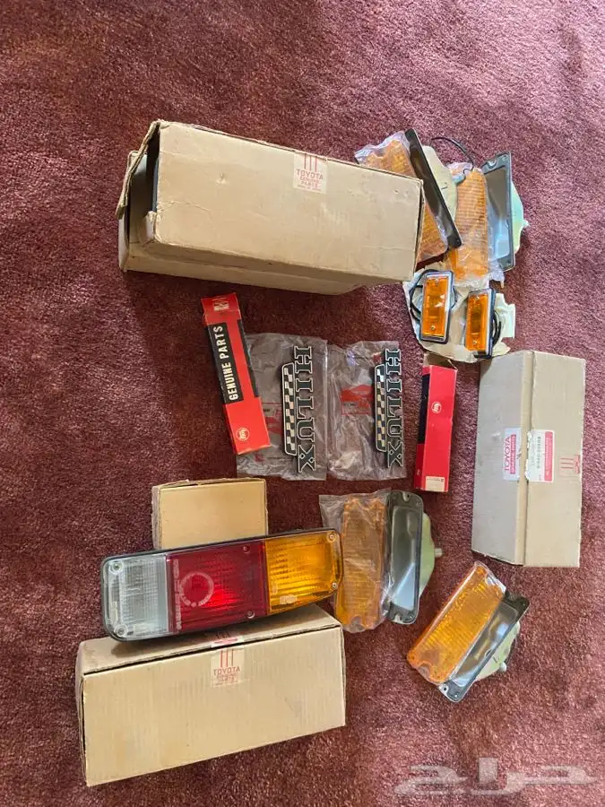 قطع غيار هايلوكس 78 6