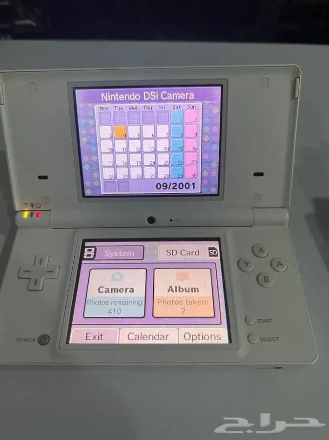 جهاز العاب نيتندو ( دي اس) مع شريط سوبر ماريو 4