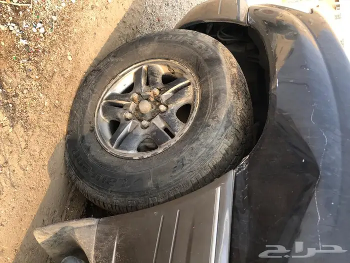 قطع غيار جيب لكزس 2001 خليجي 4