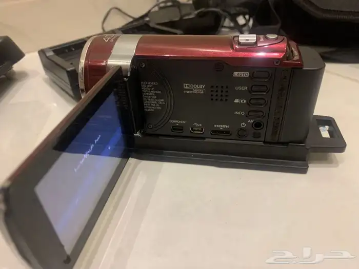 كاميرا JVC مع هاوسنج كفر للتصوير تحت الماء 3