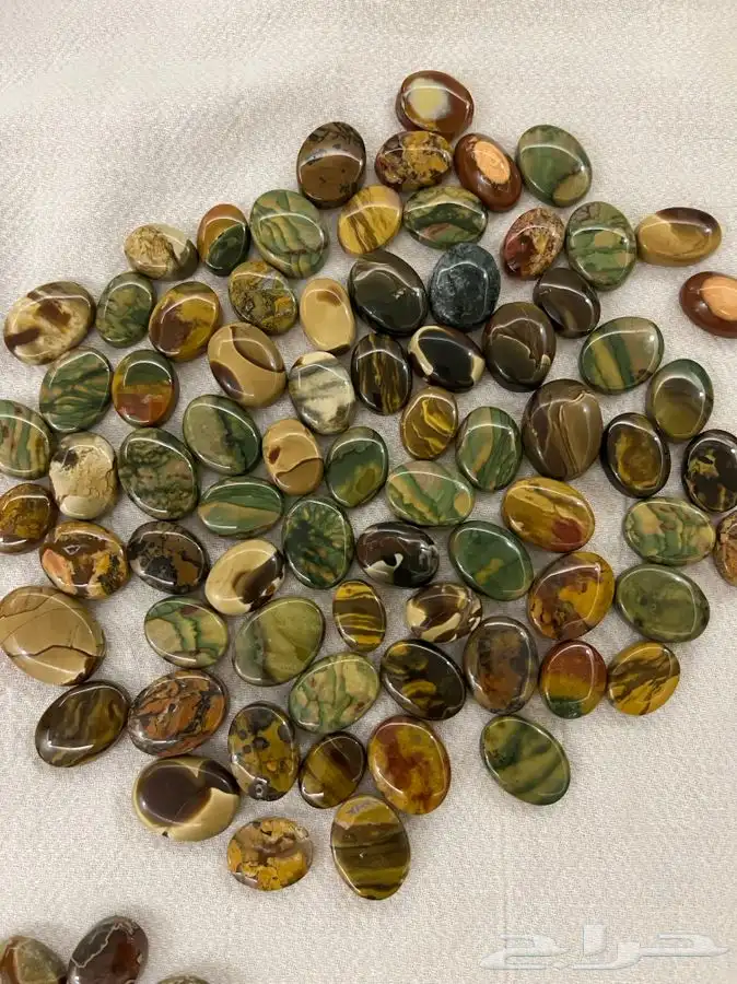 احجار للبيع جمله وبالحبه يمني وعندي 0