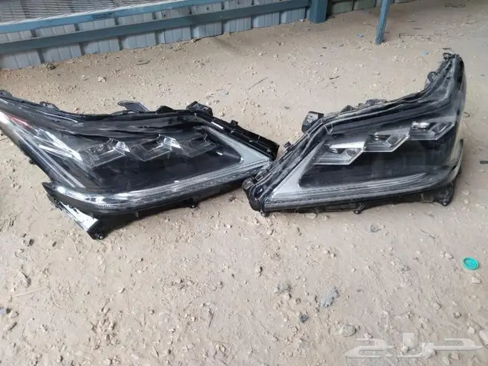شمعات جيب لكزس LX 570 اصلي وكاله نظيفه مره 1
