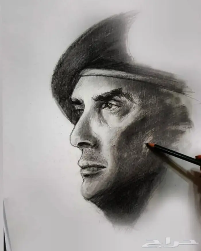 رسام محترف 0