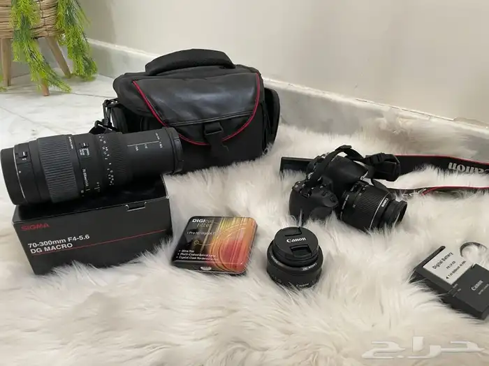 كاميرا كانون D650 بملحقاتها 0