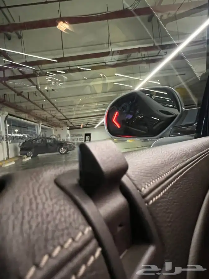 تم البيع اسكاليد طويل بلاتنيوم مخزن ممشى 51 الف كم الجميح 84