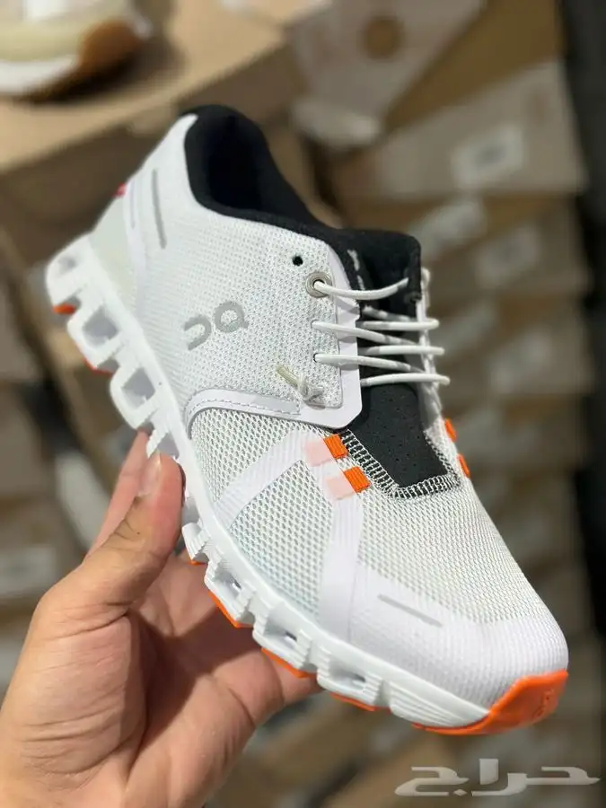 شوزات اون راننج 6