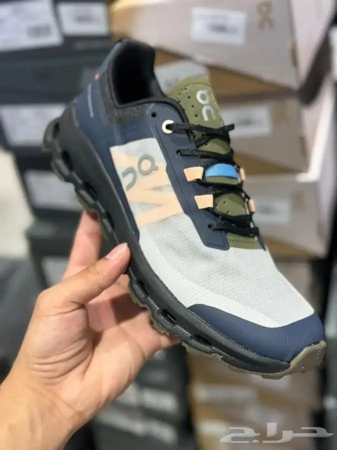 شوزات اون راننج 11