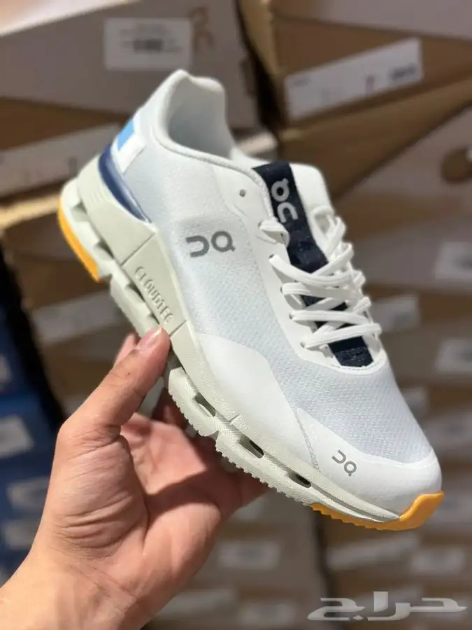 شوزات اون راننج 7