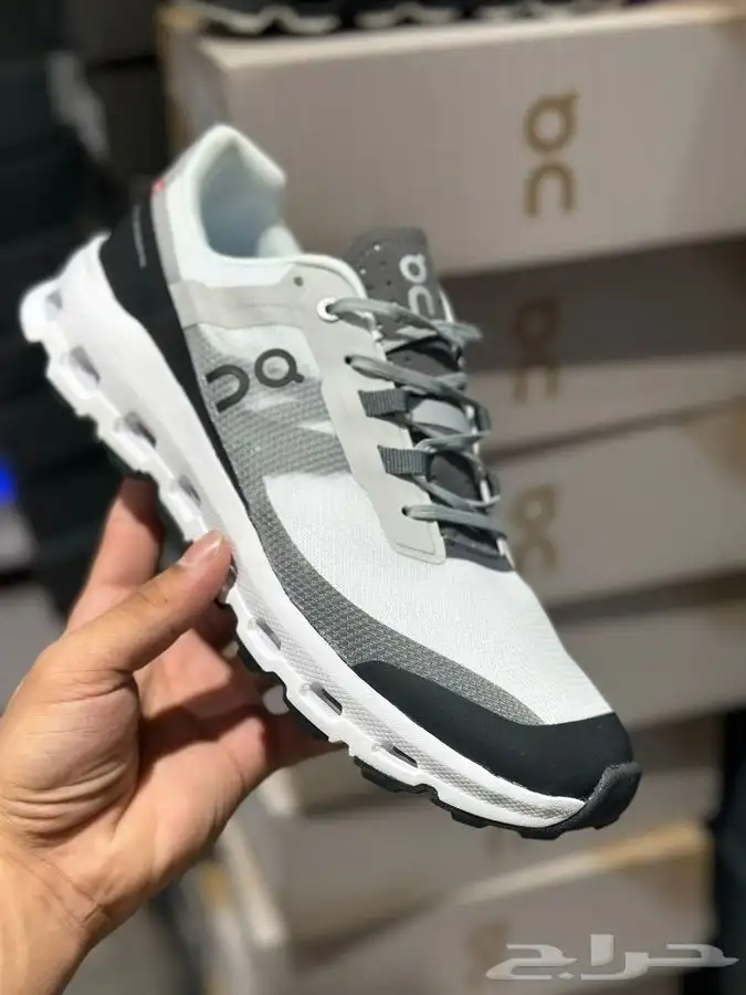 شوزات اون راننج 3