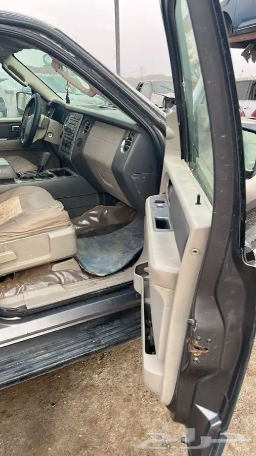 اكسبديشن 2013 قطع غيار 6