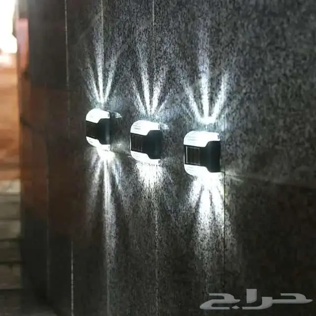 لمبة زينة بالطاقة الشمسية جداري 0