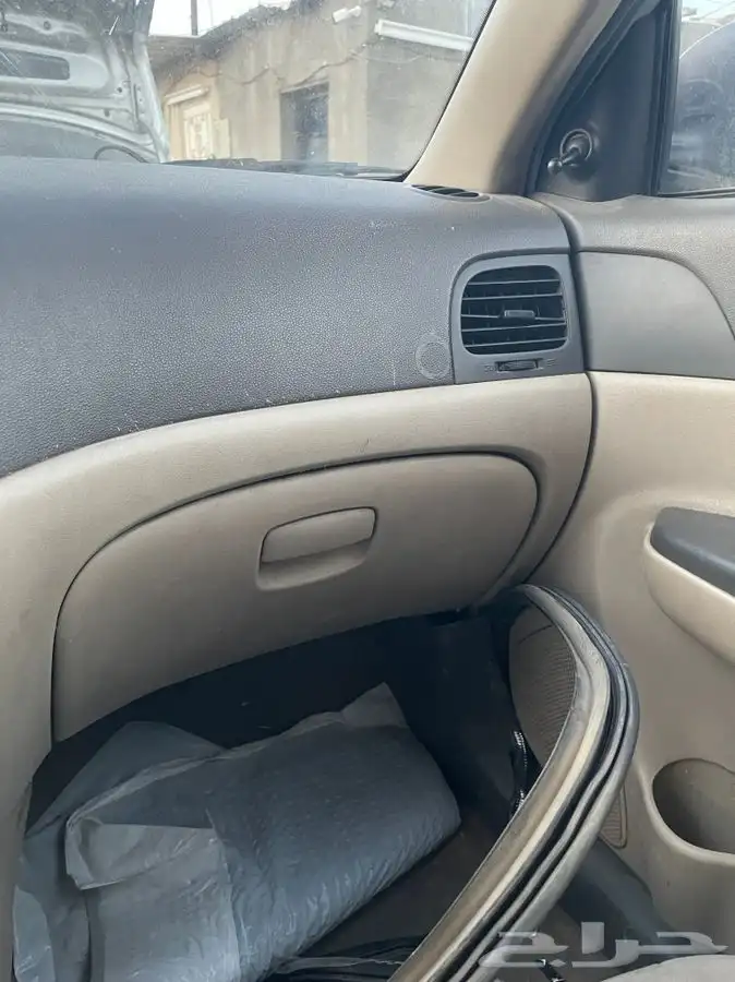 يتوفر لدينا قطع غيار اكسنت 2010 20