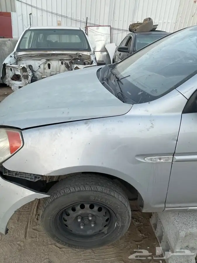 يتوفر لدينا قطع غيار اكسنت 2010 5