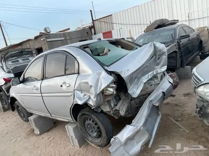 يتوفر لدينا قطع غيار اكسنت 2010 9