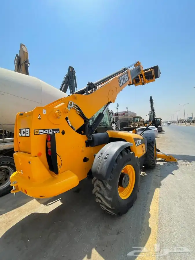 جي سي بي JCB للايجار مديلات حديثه سفتي 0