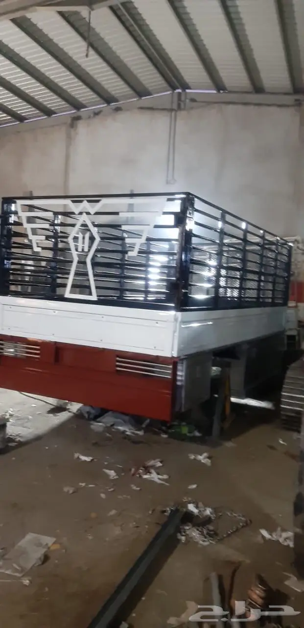 تفصيل سطحات الكرين ودينات والحاويات وصيانة جميع الصناديق 0