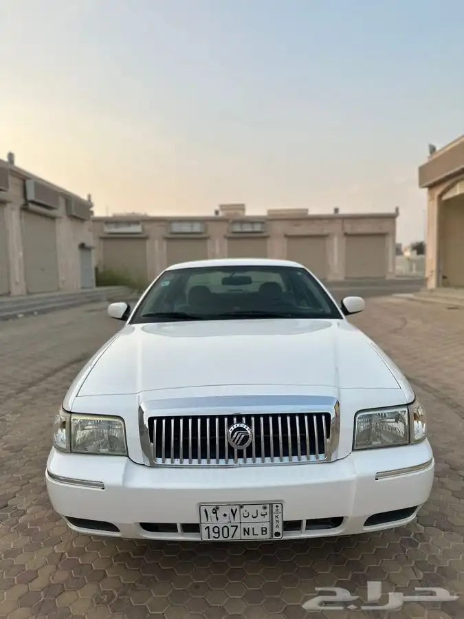 جراند ماركيز 2010 .. تم البيع .. 0