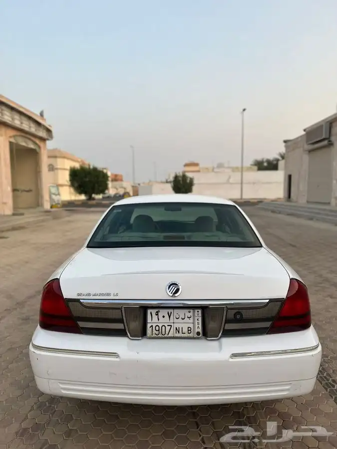جراند ماركيز 2010 .. تم البيع .. 5