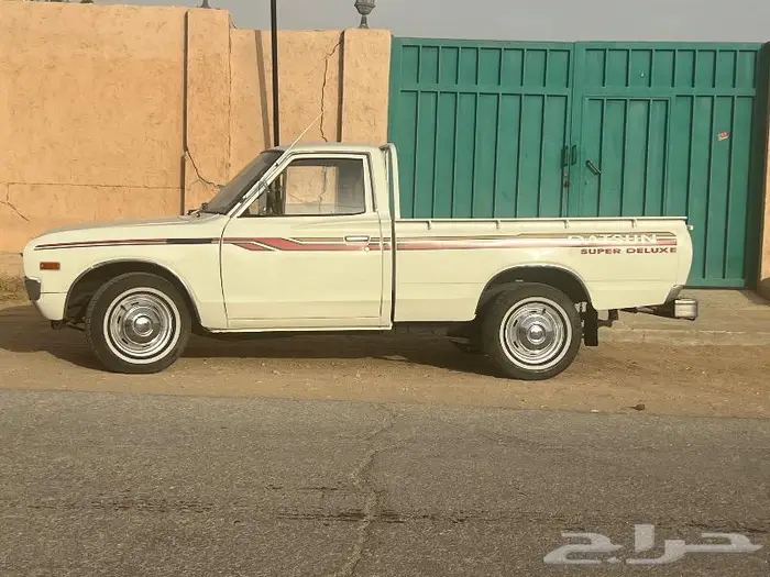 للايجار سيارة تراثية كلاسيك امام المحلات ددسون عراوي 4