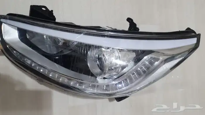 شمعة أكسنت يسار من 2012 الا 2018 1