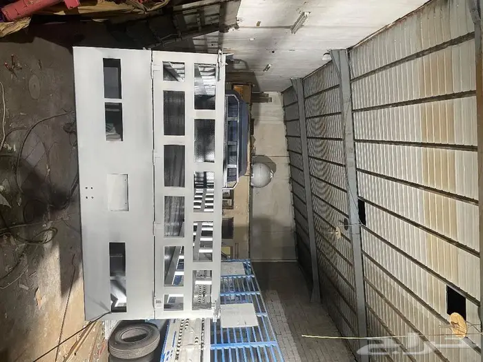 تفصيل سطحات الكرين ودينات والحاويات وصيانة جميع الصناديق 7