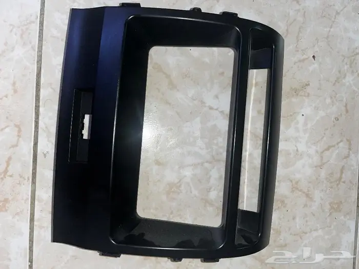 اغراض لاندكروزر نظيفه جدا 0