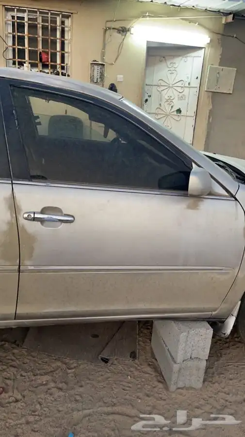 يتوفر لدينا قطع غيار كامري 2005 7