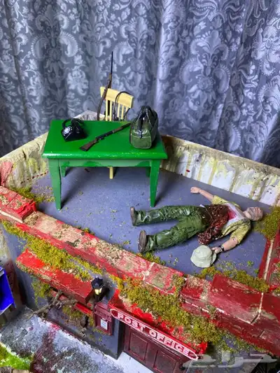 The walking dead diorama 14