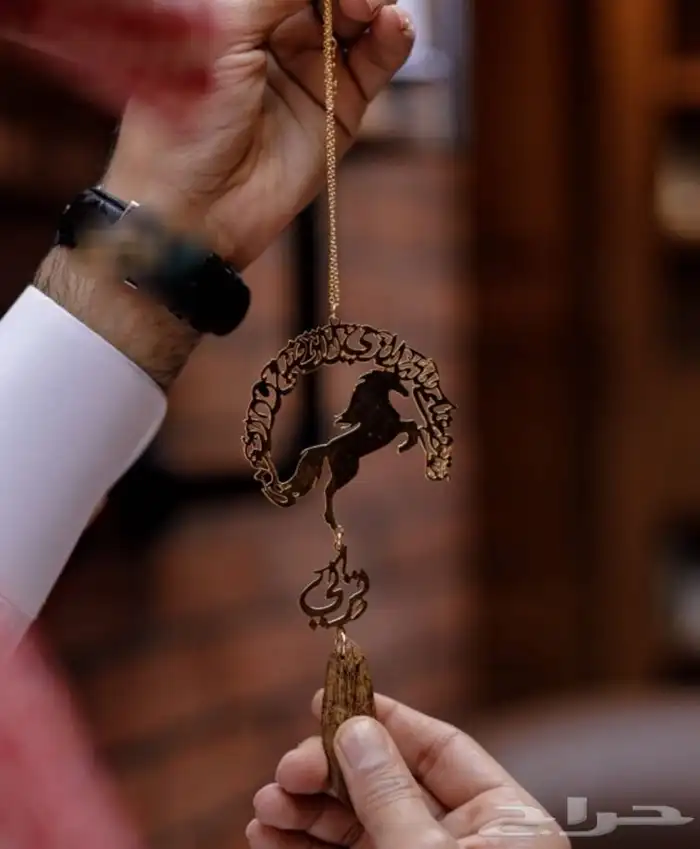 تعليقات سياره مع طباعه الصوره حسب طلبك 31