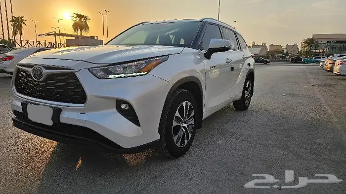 هايلندر نصف فل 2022 لؤلؤي GLE 0